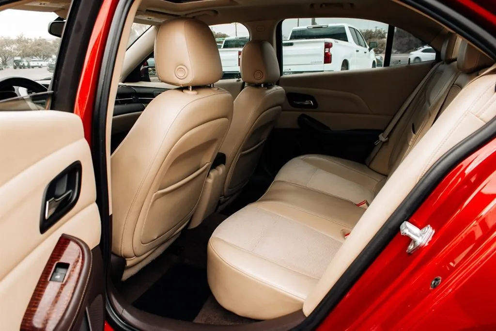 Chevrolet Malibu photo 21