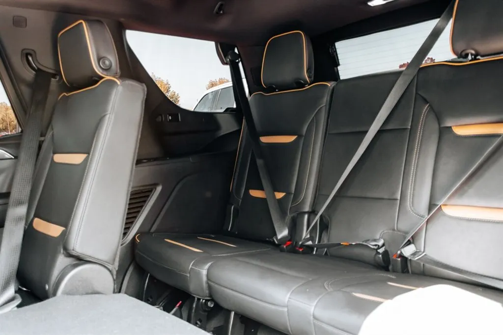 GMC Yukon photo 26