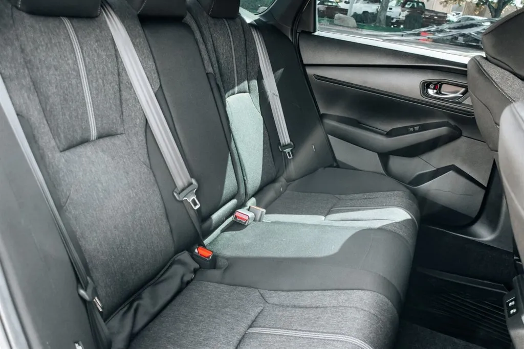 Honda Accord photo 32