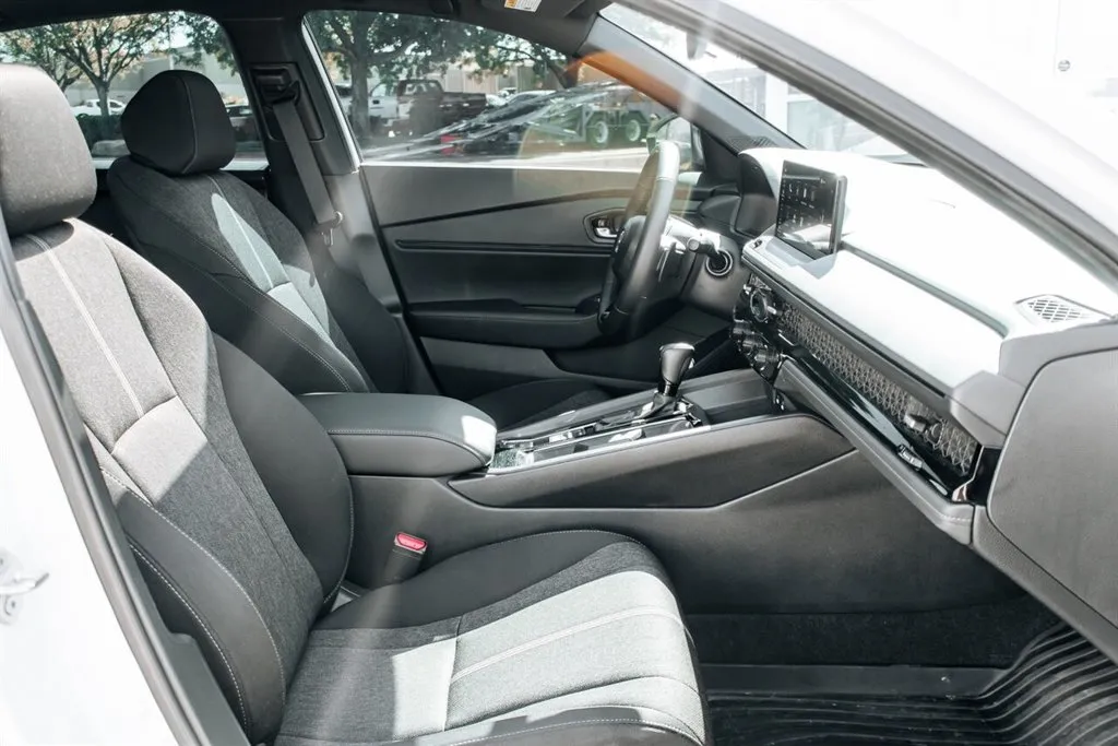 Honda Accord photo 33