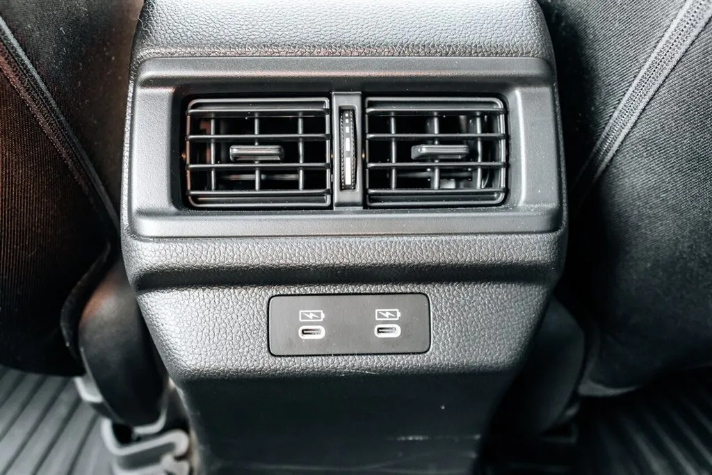 Honda Accord photo 26
