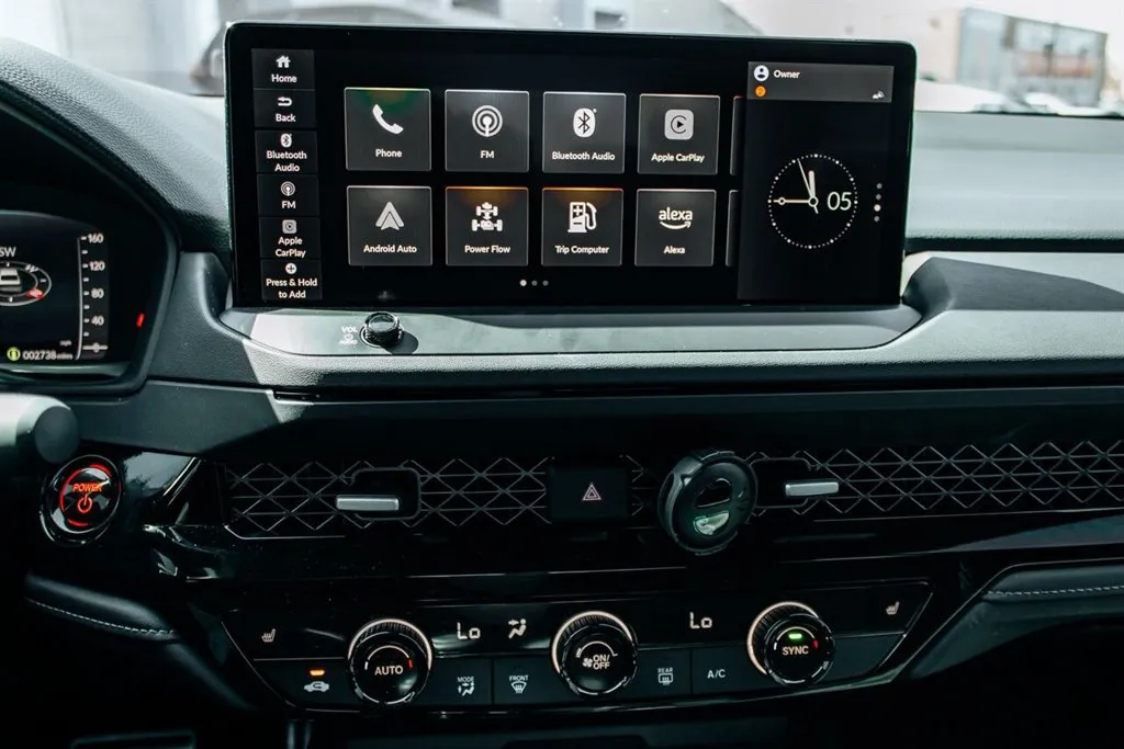 Honda Accord photo 19
