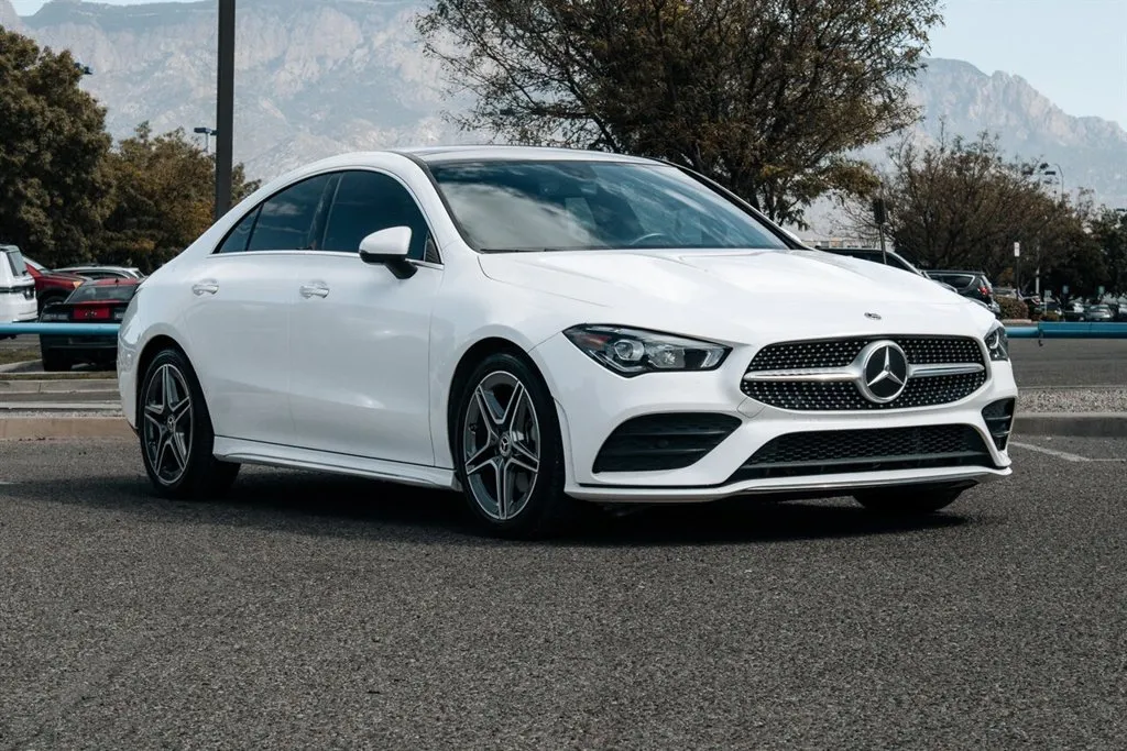 Mercedes-Benz CLA