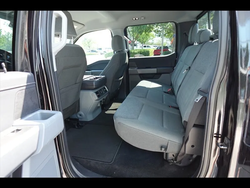 Ford F-150 photo 9