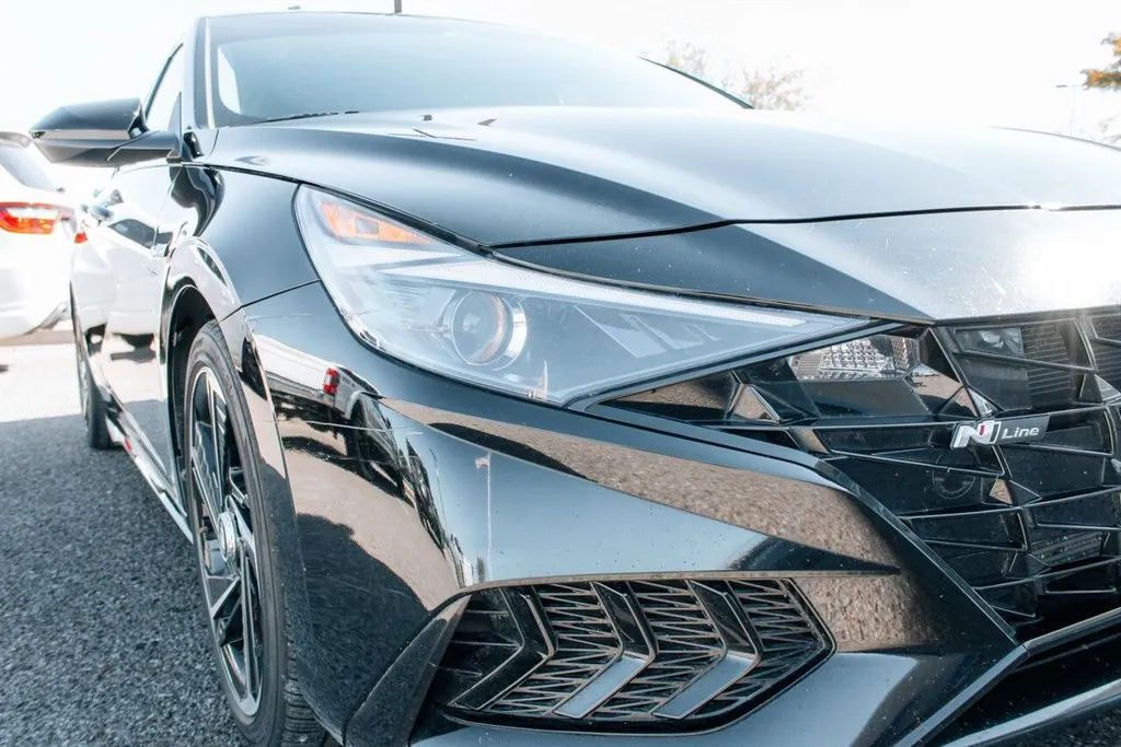 Hyundai Elantra photo 9