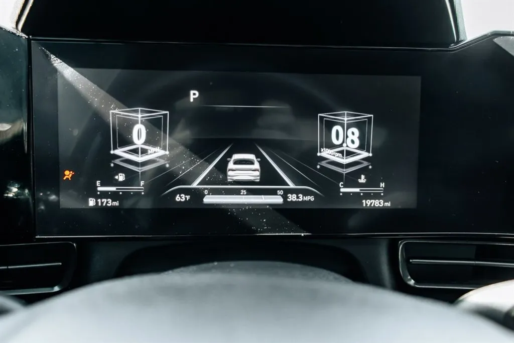 Hyundai Elantra photo 17