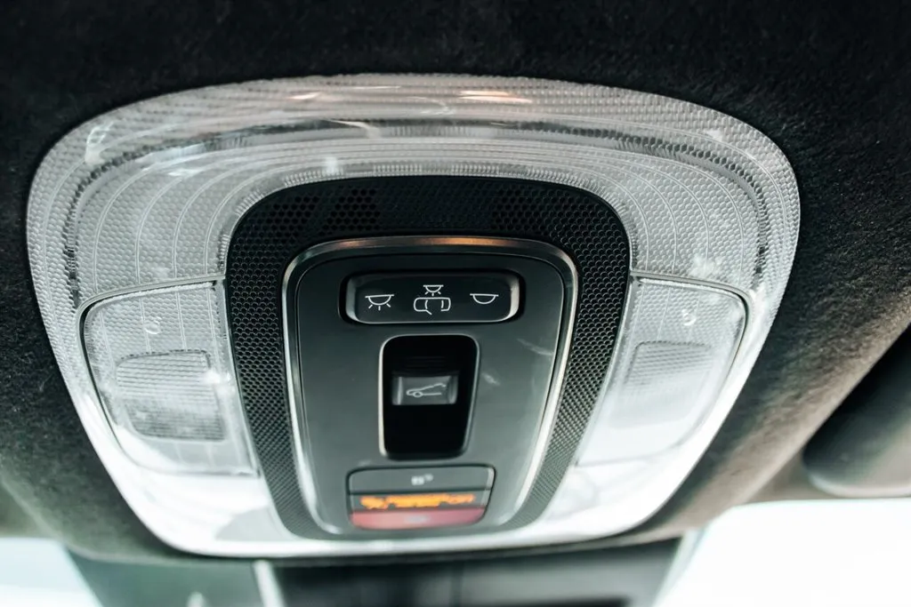 Hyundai Elantra photo 20