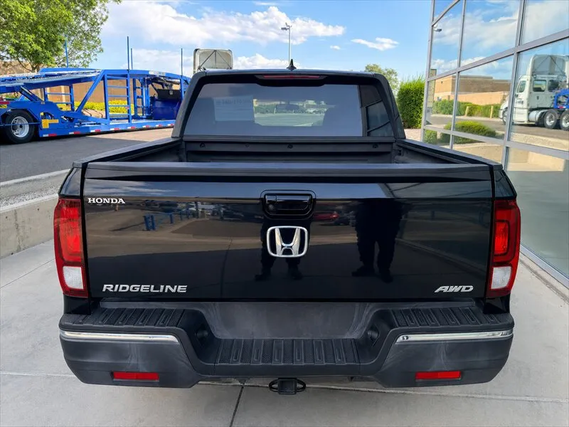 Honda Ridgeline photo 6