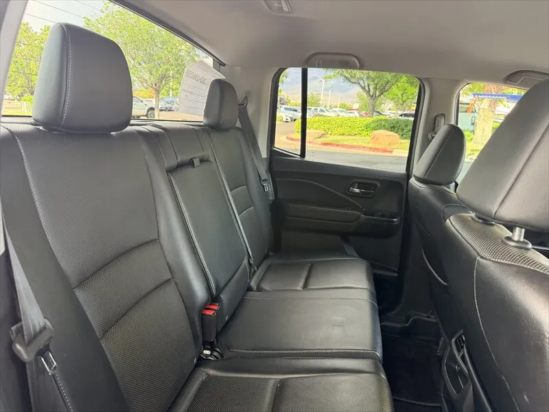 Honda Ridgeline photo 17