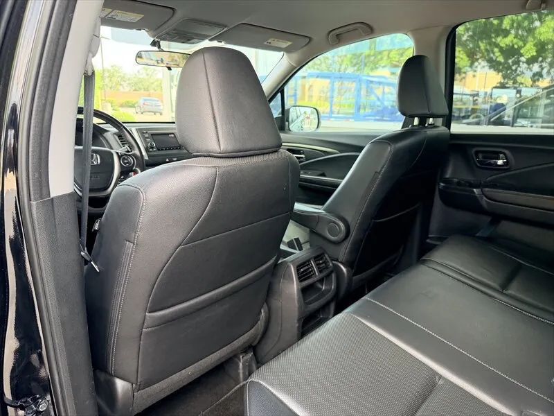 Honda Ridgeline photo 12