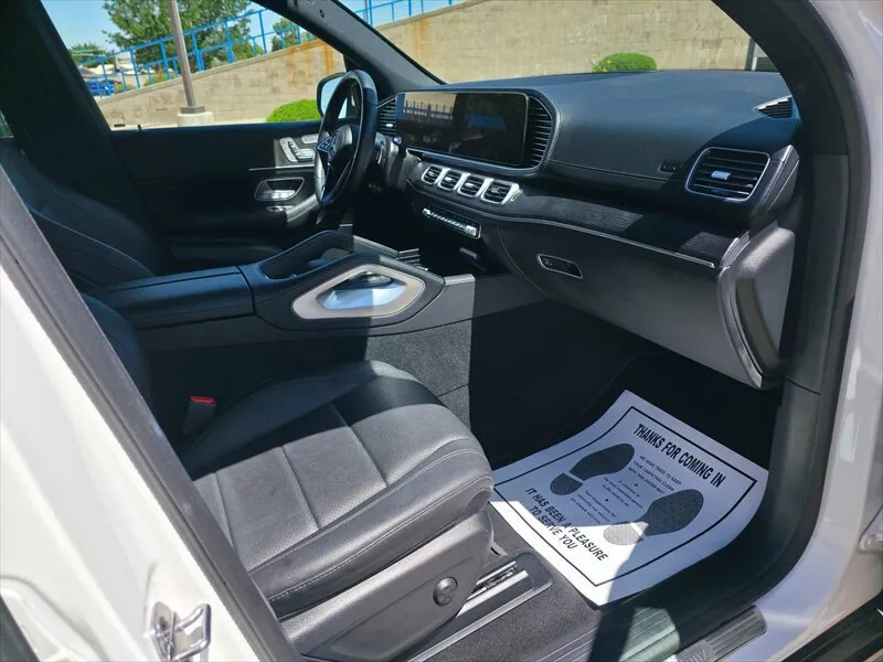 Mercedes-Benz GLS photo 20