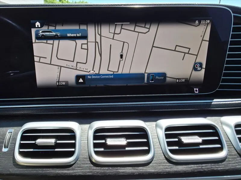 Mercedes-Benz GLS photo 28