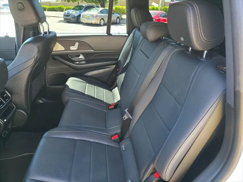 Mercedes-Benz GLS photo 18