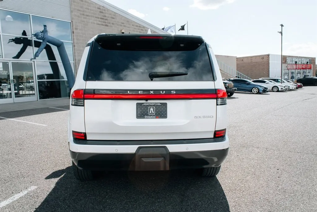Lexus GX photo 6