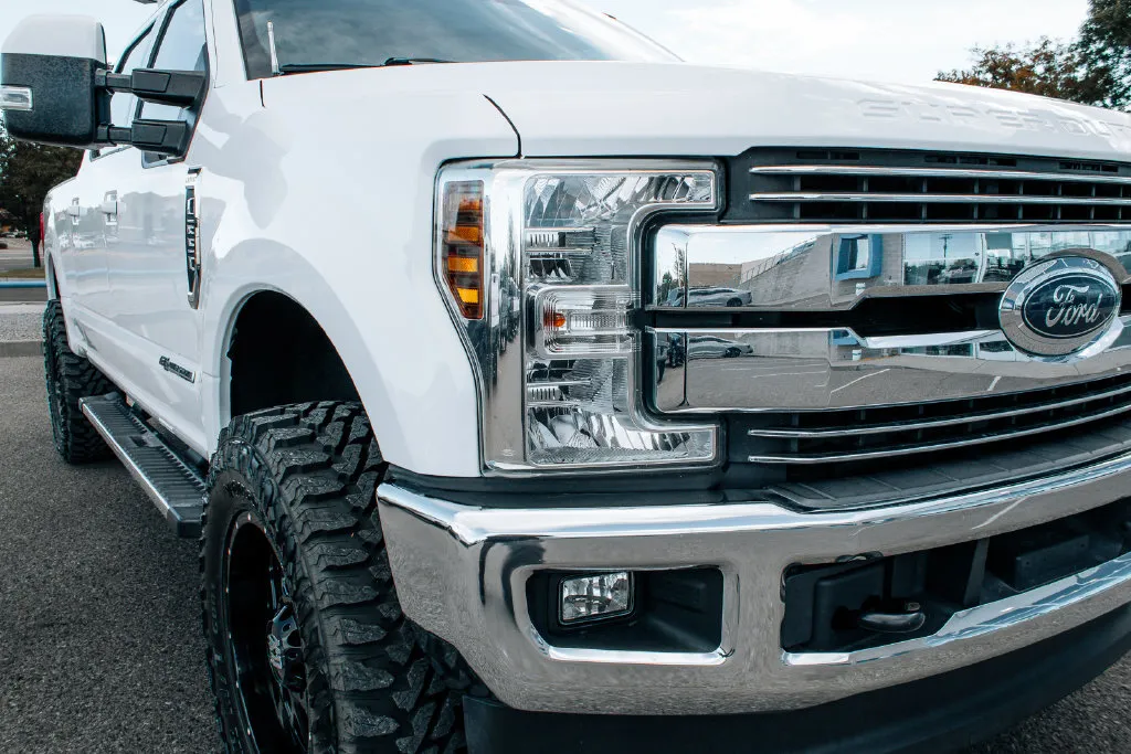 Ford F-250SD photo 9