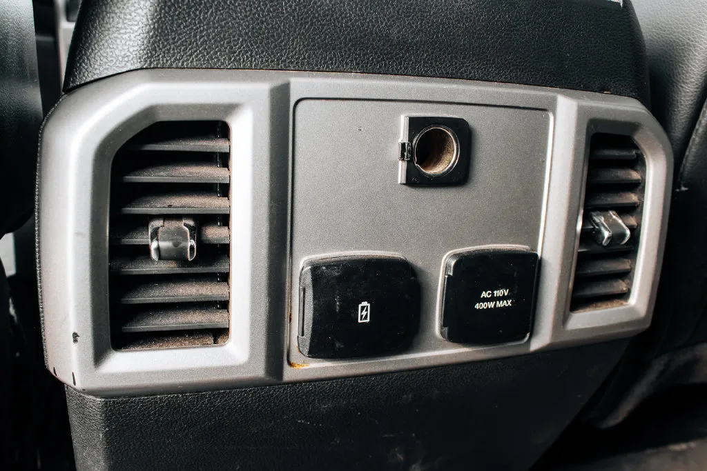 Ford F-250SD photo 27