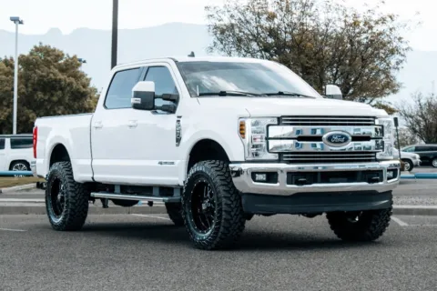 White 2019 Ford F-250SD Lariat for sale in Albuquerque, NM
