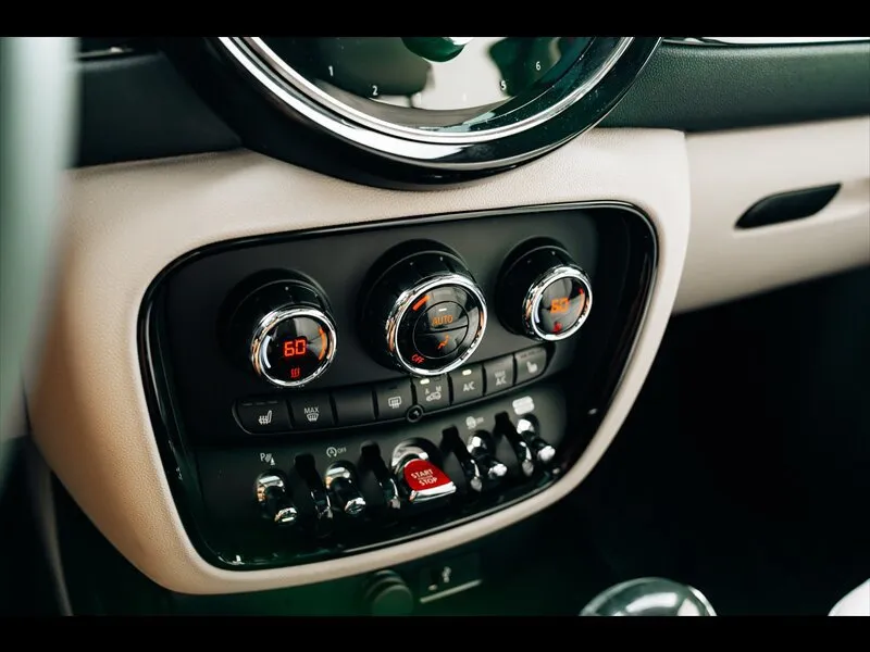 Mini Cooper photo 27