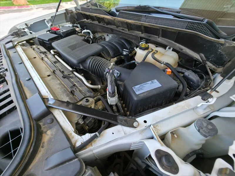 Chevrolet Silverado photo 52