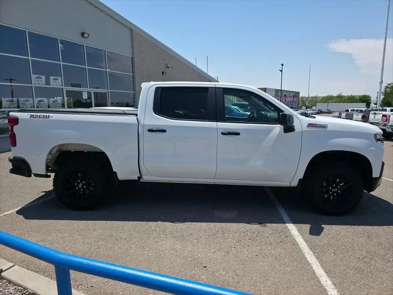 Chevrolet Silverado photo 7