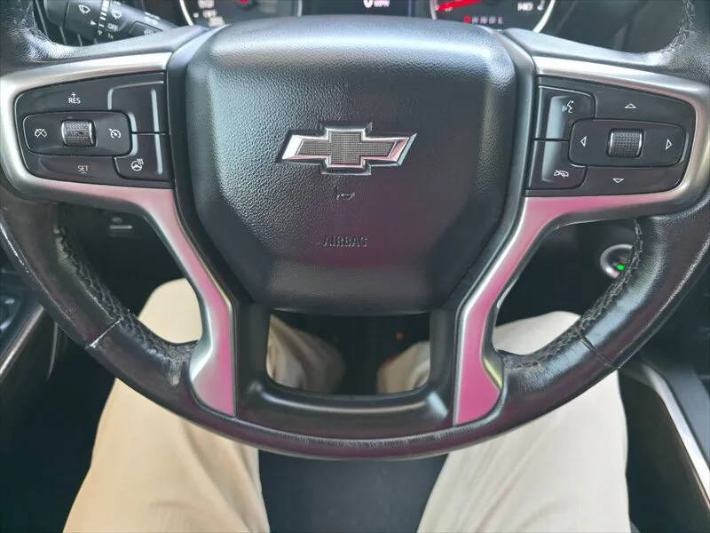 Chevrolet Silverado photo 37