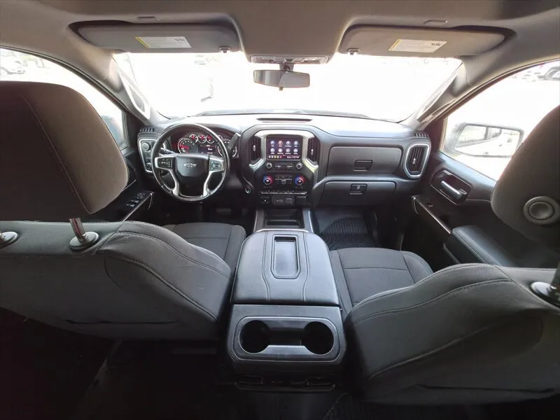 Chevrolet Silverado photo 47