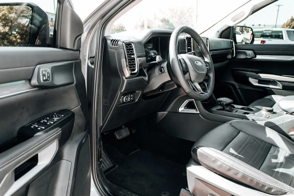 Ford Ranger photo 12