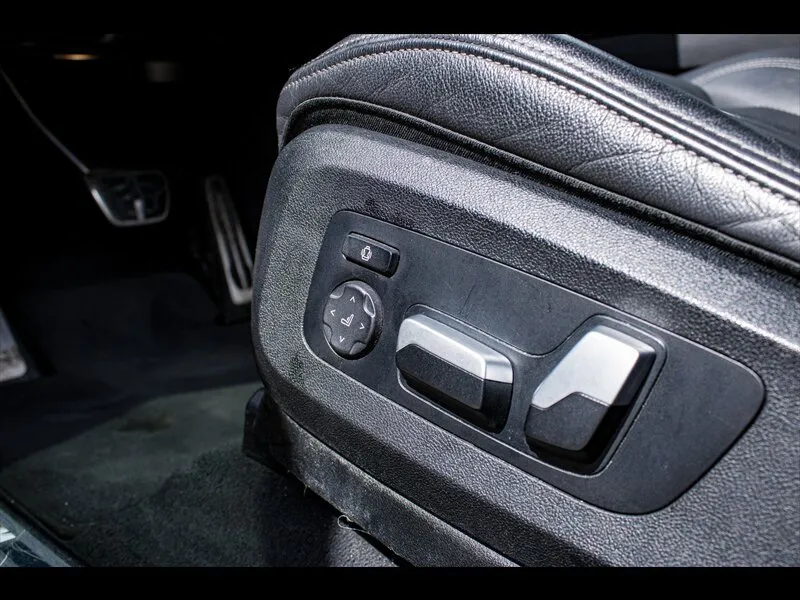 BMW X5 photo 16