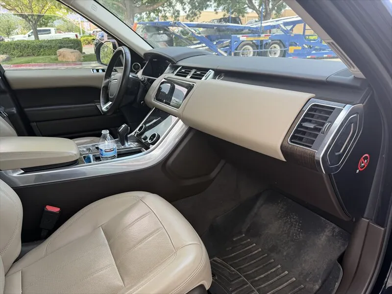 Land Rover Range Rover Sport photo 30