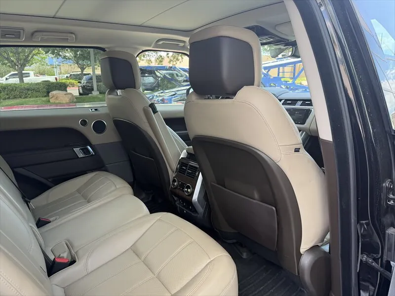 Land Rover Range Rover Sport photo 31