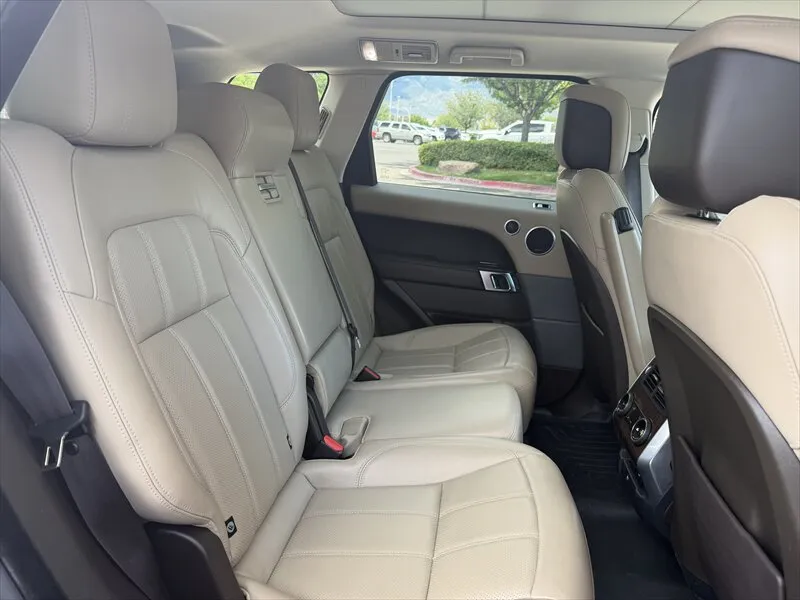 Land Rover Range Rover Sport photo 19