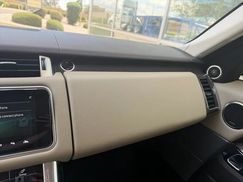 Land Rover Range Rover Sport photo 28
