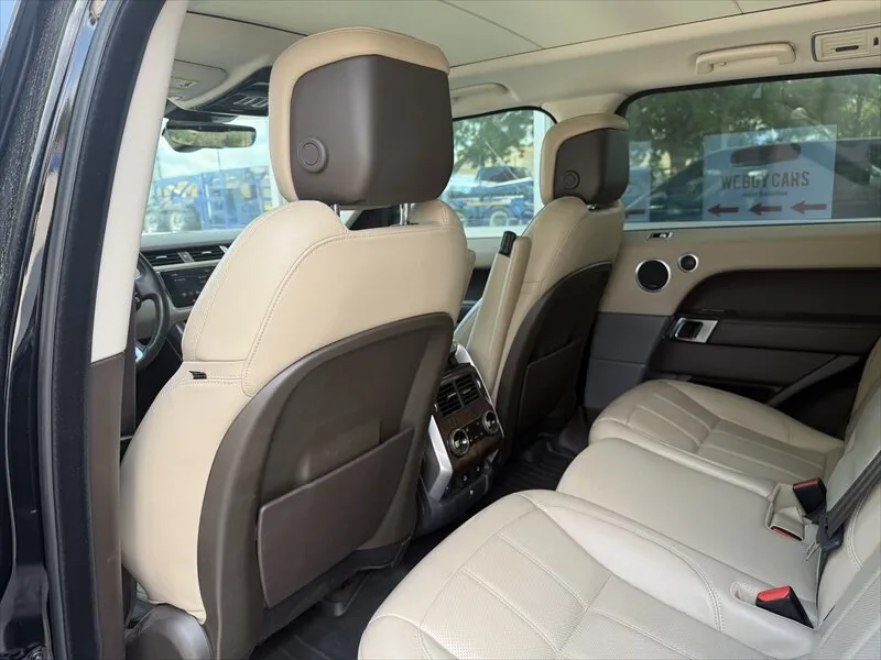 Land Rover Range Rover Sport photo 35