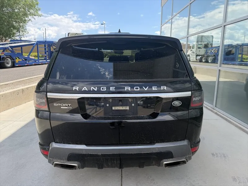 Land Rover Range Rover Sport photo 8