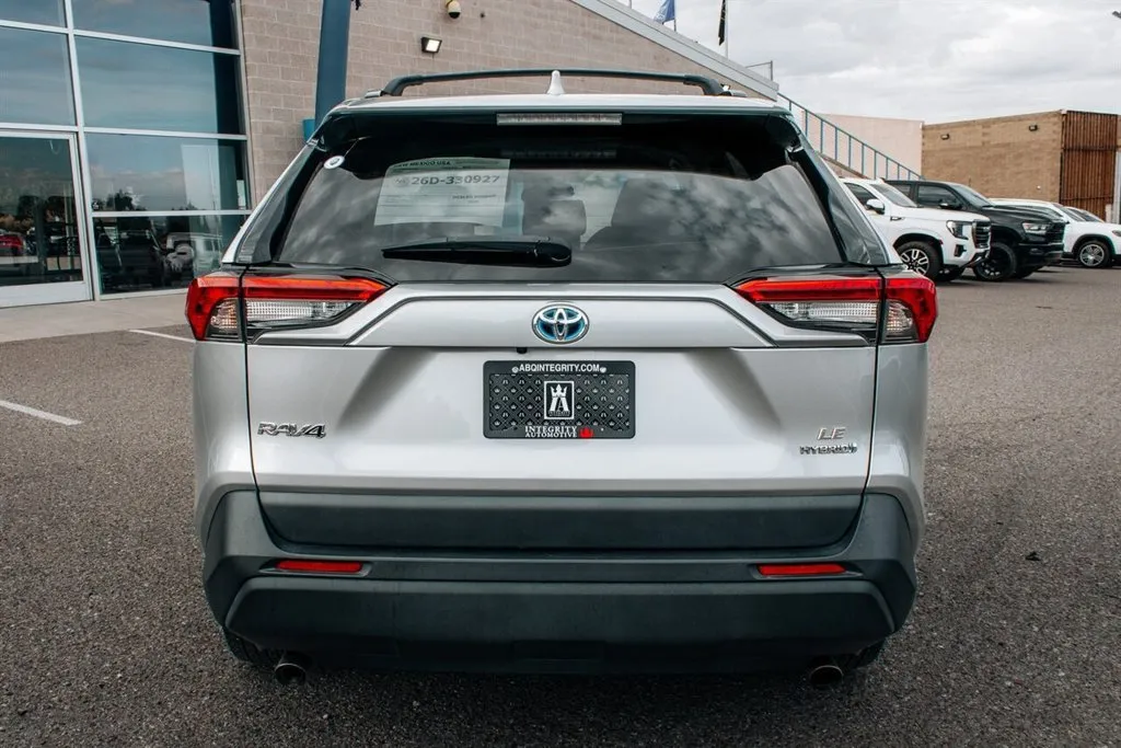 Toyota RAV4 photo 6