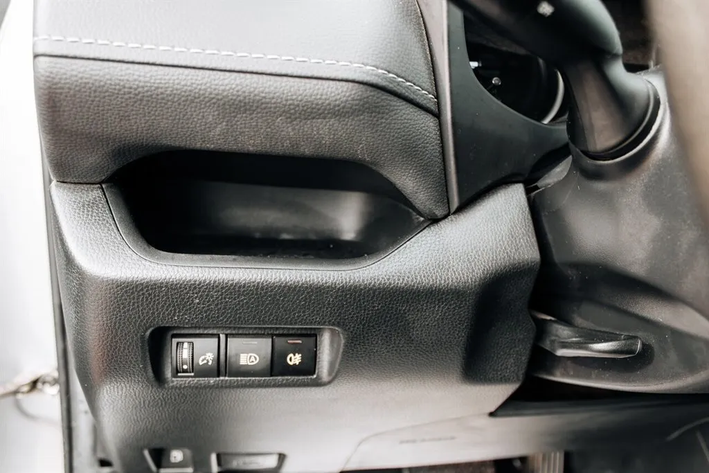 Toyota RAV4 photo 15
