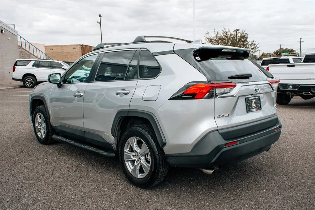 Toyota RAV4 photo 5