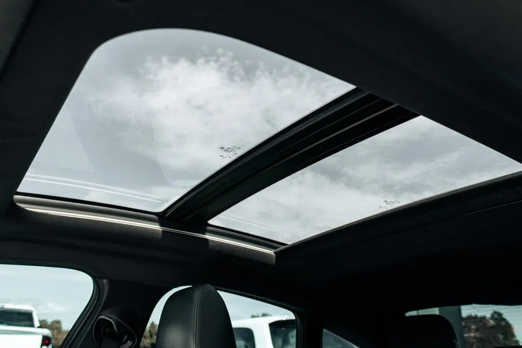 BMW 2 Series photo 23