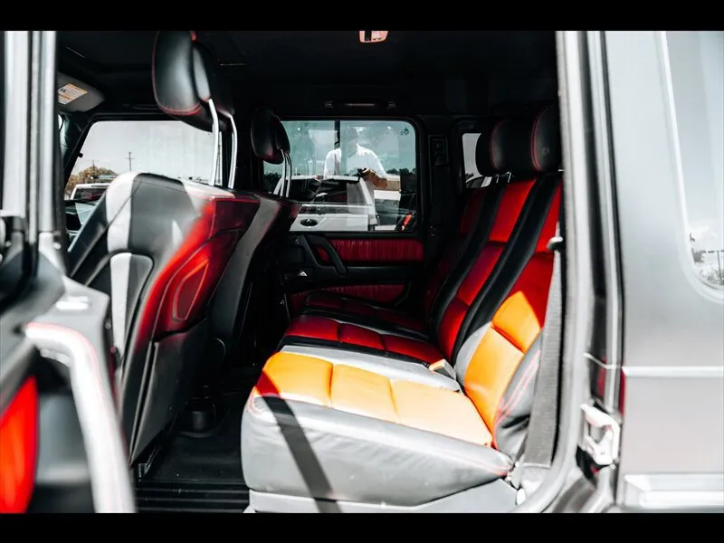 Mercedes-Benz G-Class photo 39