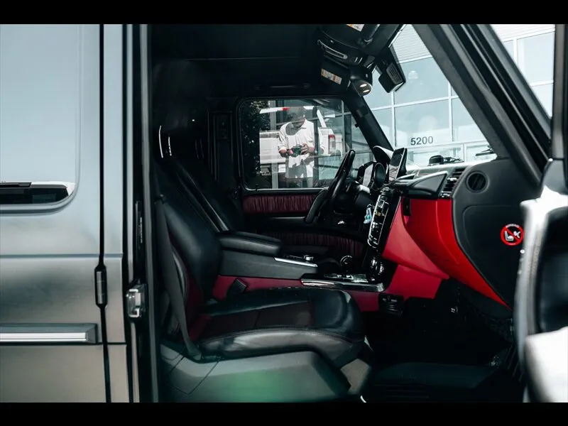 Mercedes-Benz G-Class photo 49
