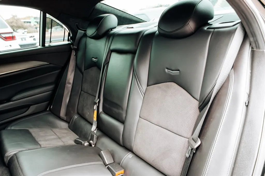 Cadillac CTS-V photo 28