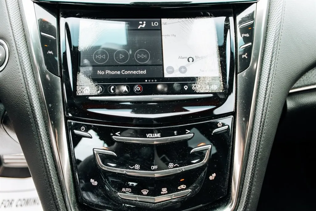Cadillac CTS-V photo 22