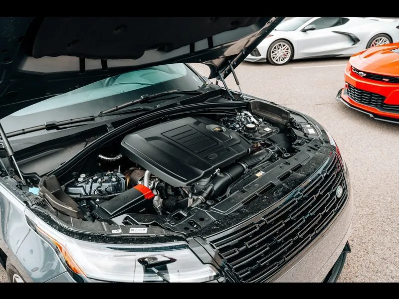 Land Rover Range Rover Velar photo 49