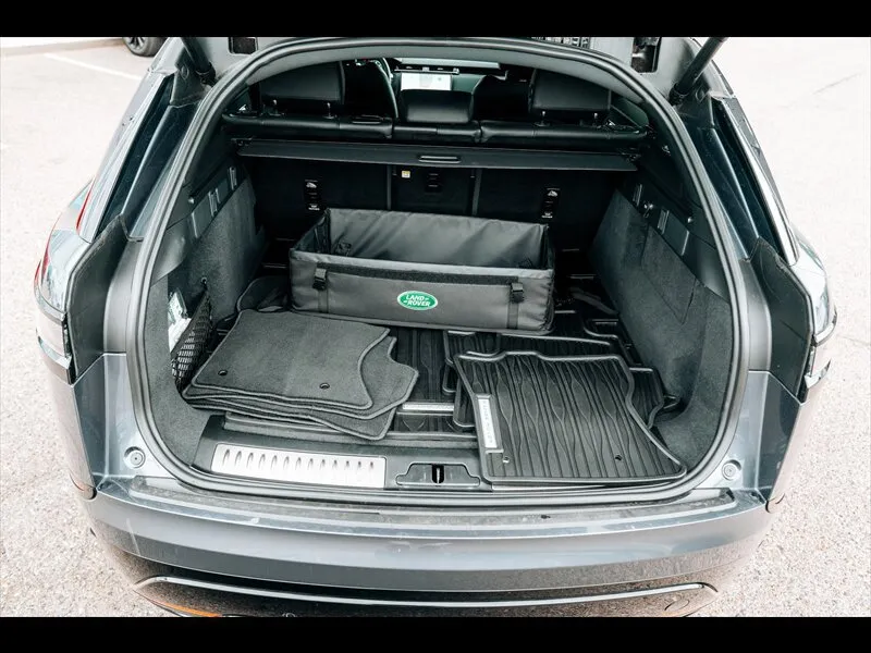 Land Rover Range Rover Velar photo 38