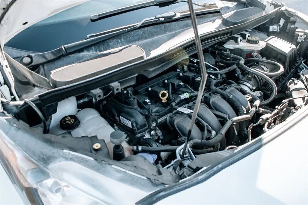 Ford Transit Connect photo 31