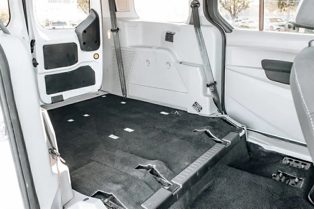 Ford Transit Connect photo 94