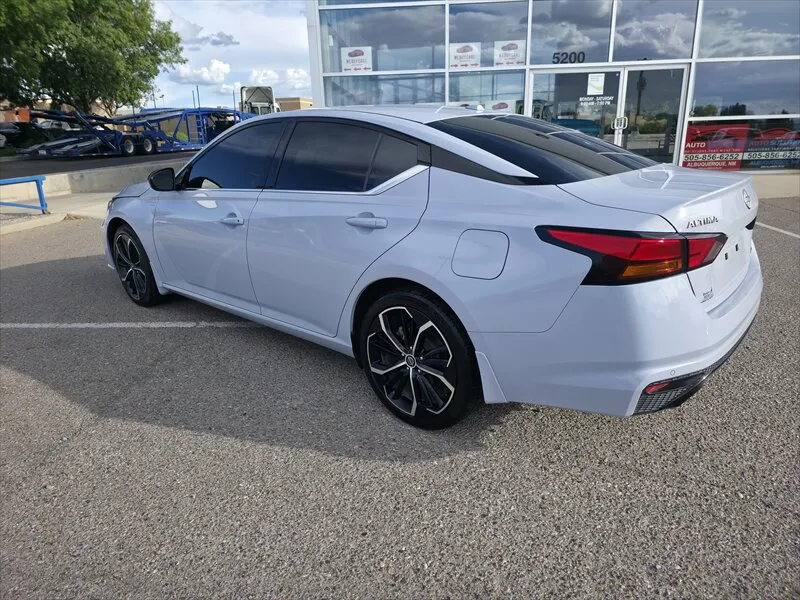 Nissan Altima photo 10