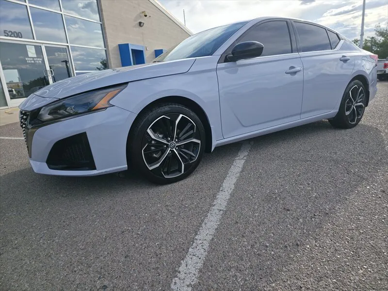 Nissan Altima photo 6