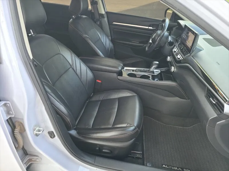 Nissan Altima photo 36