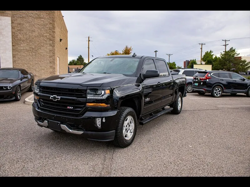 Chevrolet Silverado photo 7